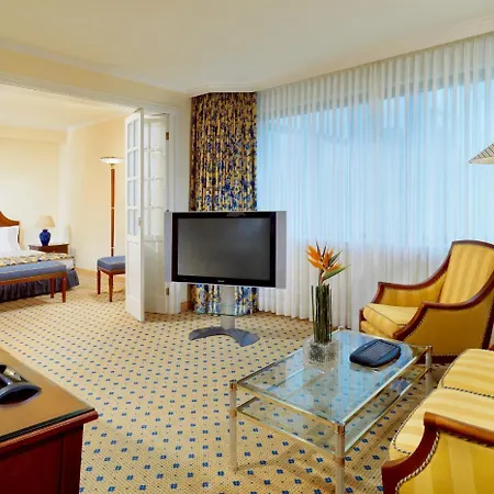 Sheraton 4*